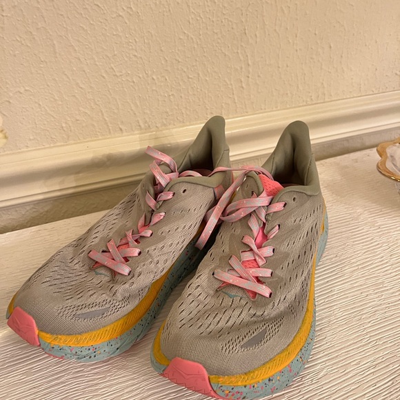 Hoka x free people Women's Clifton 8 Green and Pink Running Shoes - Picture 4 of 5